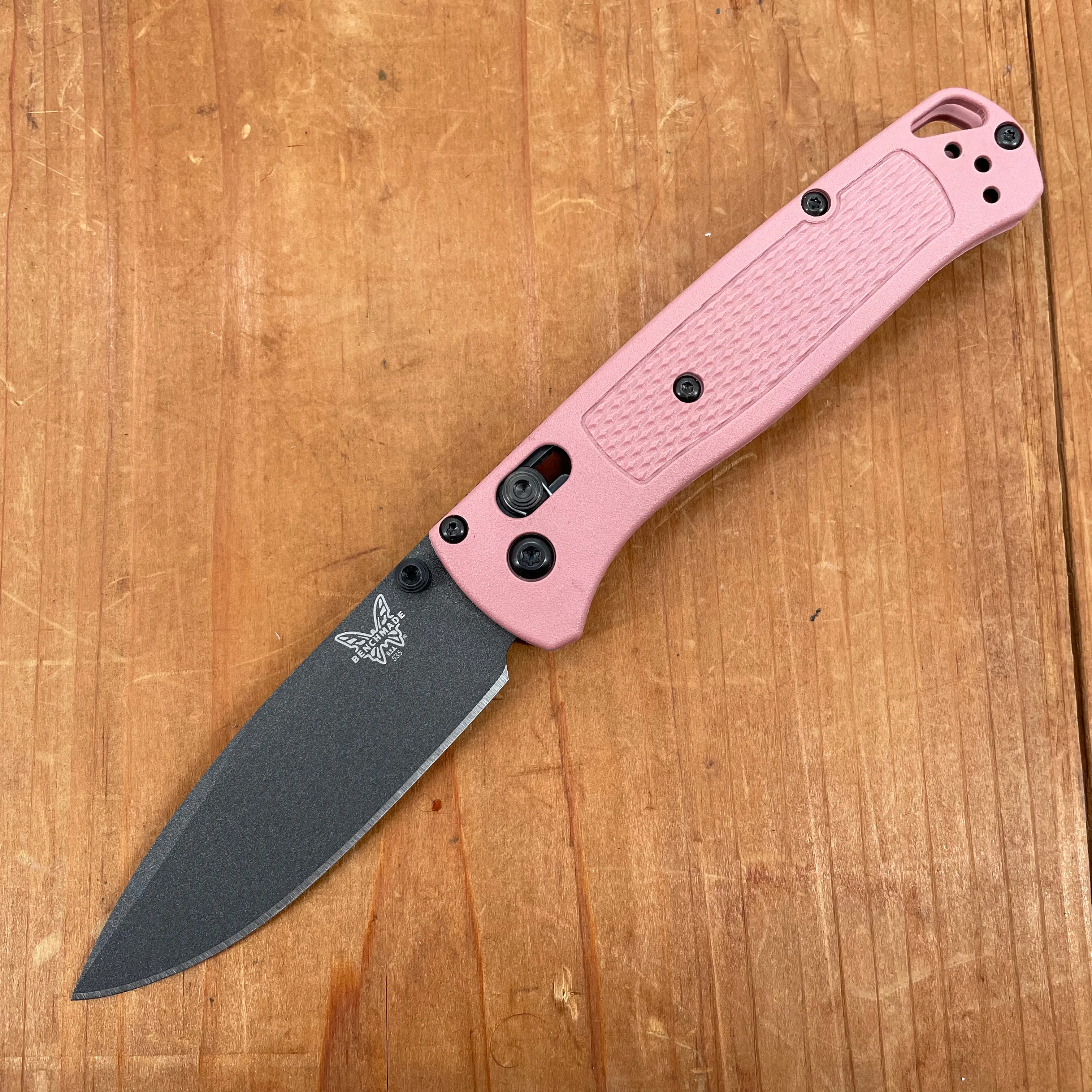 Benchmade 535BK-06 Bugout Drop Point CPM-S30V AXIS Lock Alpine Glow Handle