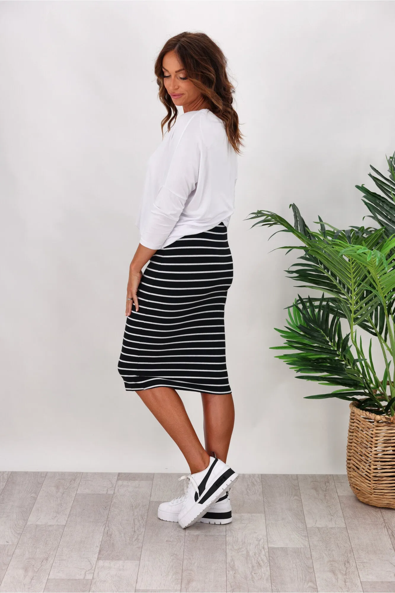 Betty Basics Alicia Midi Skirt Black/White Stripe