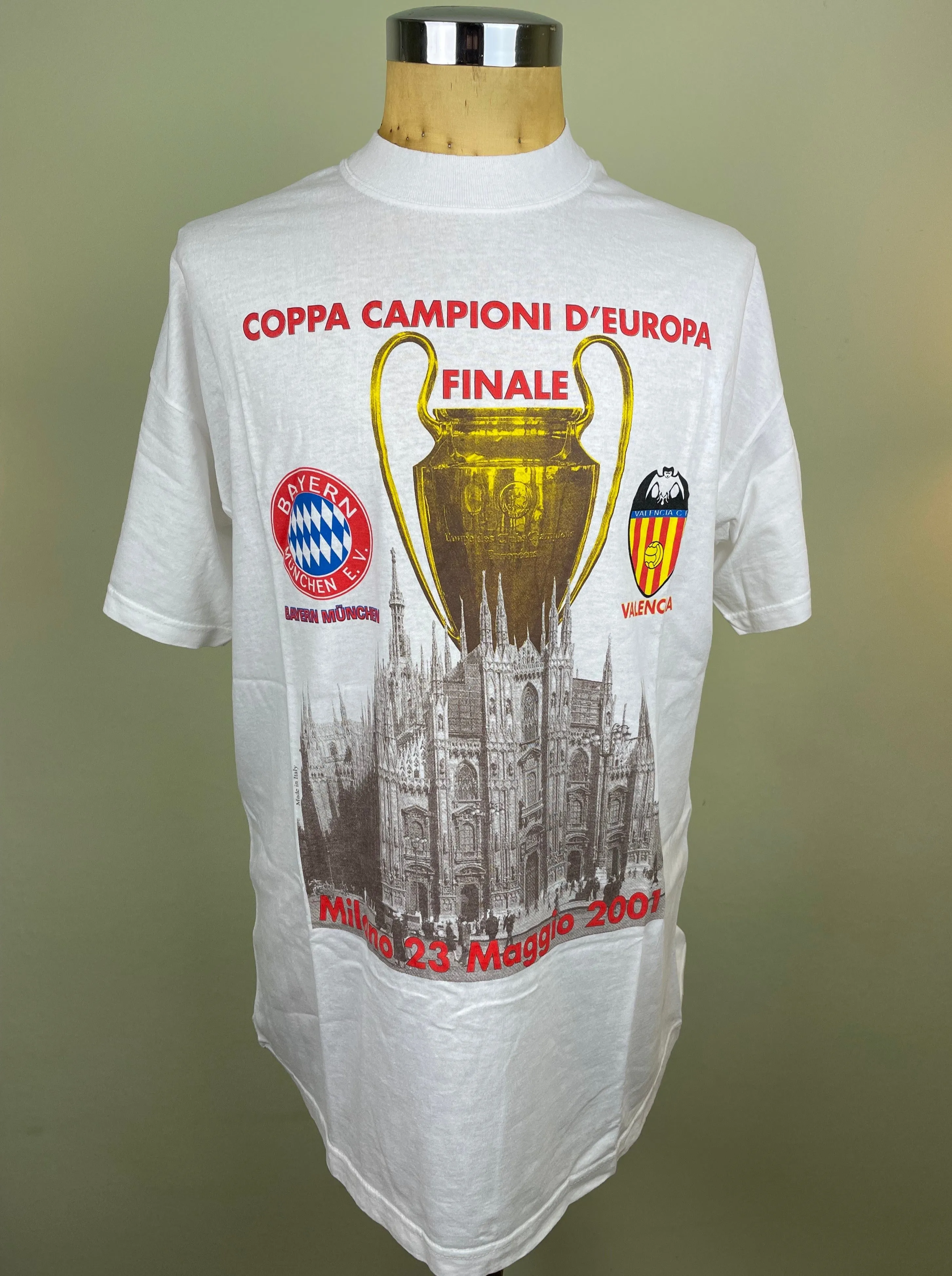 T-Shirt | 2001 | Valencia vs Bayern Munich | European Cup Final | Bootleg T-Shirt