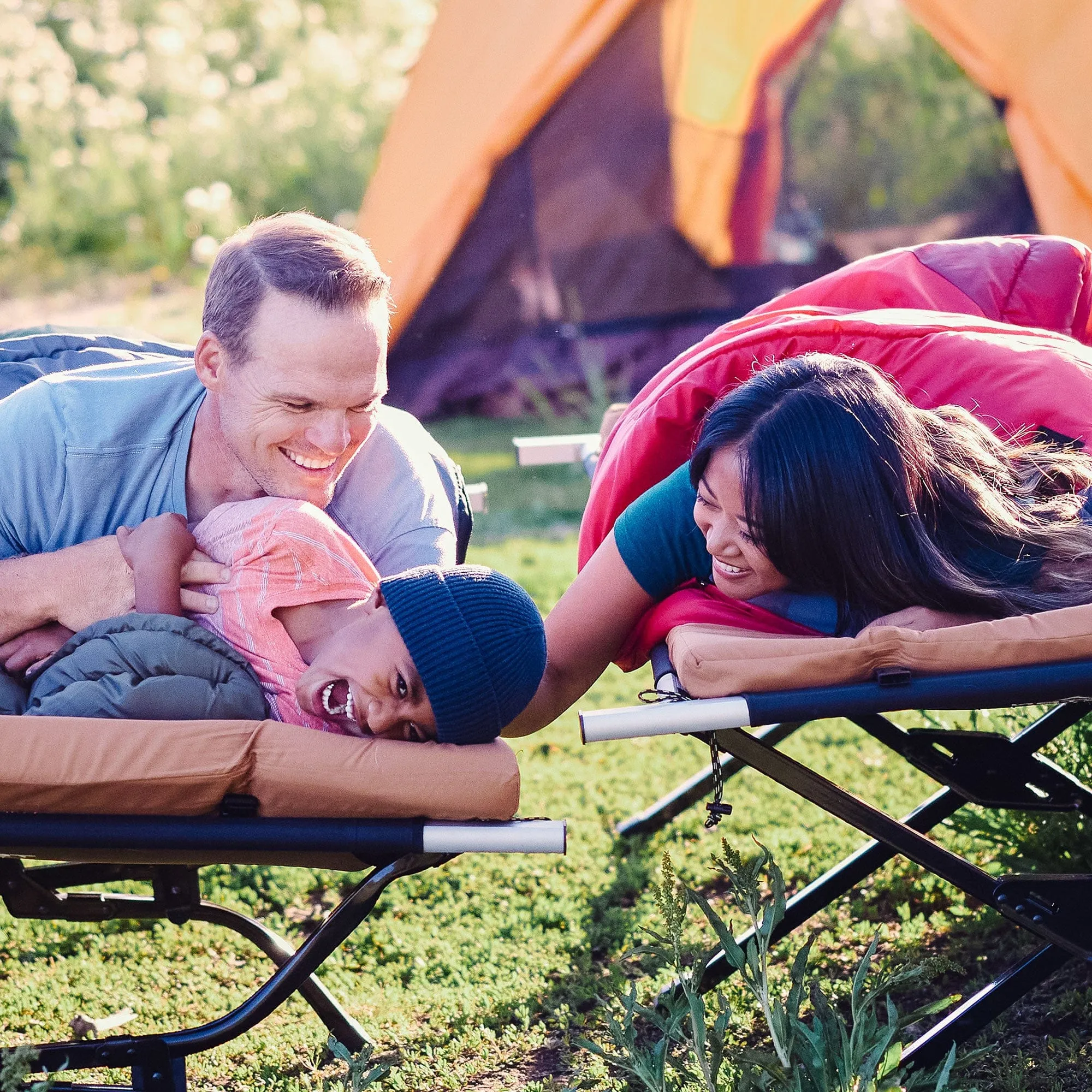 Universal XL Camp Cot with Pivot Arm